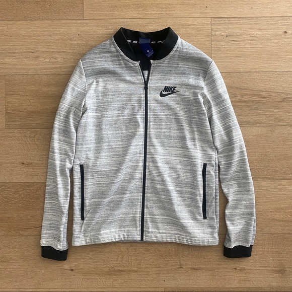 nike flyknit jacket
